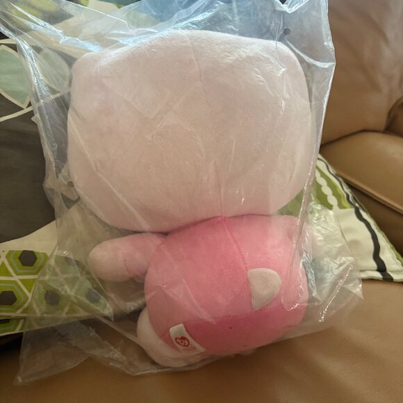 Hello Kitty All Pink - Picture 2 of 2